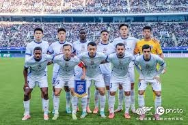 轻松大世界，全英雄免费送！剑与远征：启程全粉丝公测定档8月8日